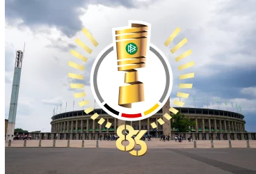 Nationalmannschaft im Einsatz vor einem Stadionpublikum