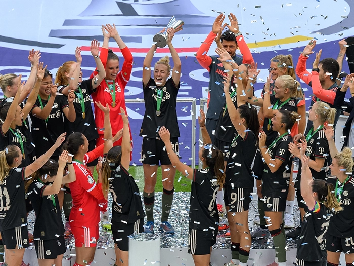 Deutsche Frauen-Nationalmannschaft feiert einen Sieg